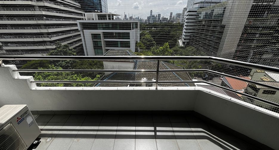 Wohnung zum Kauf mit 1 Zimmer in Khlong Toei, Bangkok