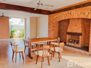 For rent 4 Beds villa in Bang Saray, Pattaya