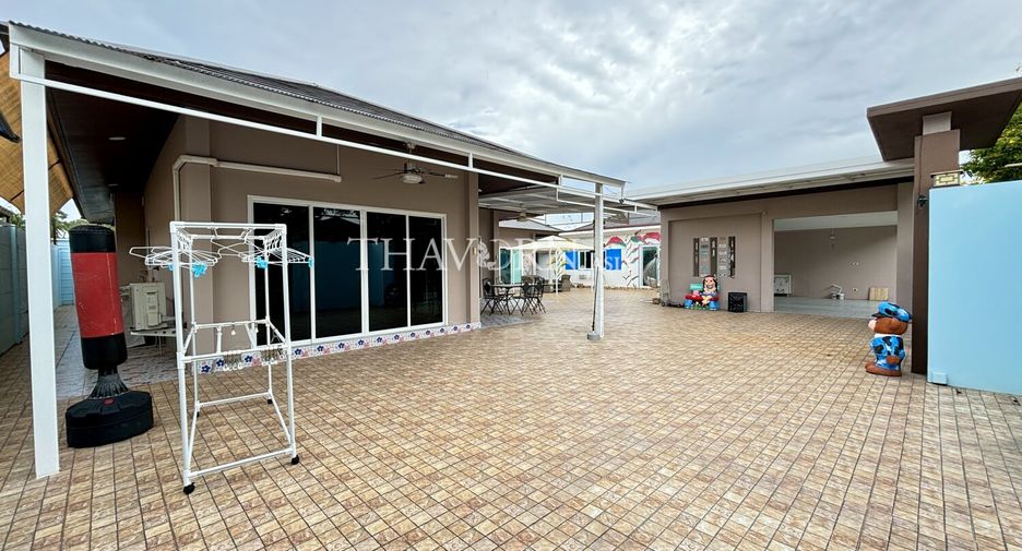 À vendre 5 chambres maison à Bang Lamung, Chonburi