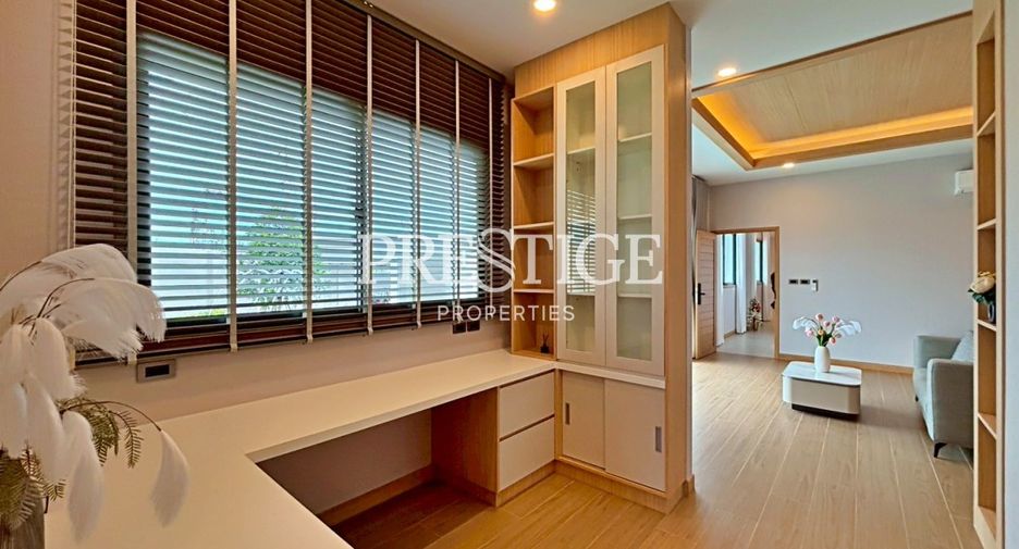 For rent and for sale 5 bedrooms house in Bang Lamung, Chonburi