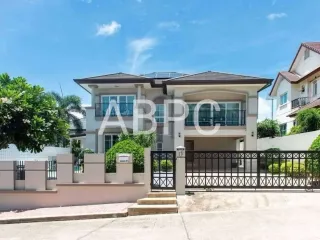 For Rent 4 Bedroom House In Bang Lamung, Chonburi