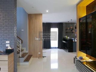 出售 4 卧室 独立屋 在 Bang Phli, Samut Prakan