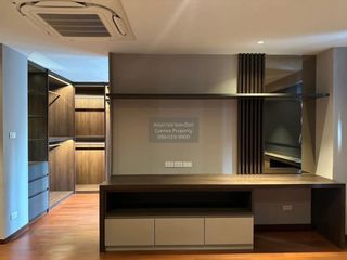 For sale 3 bedrooms condo in Khlong Toei, Bangkok