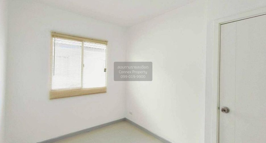 For sale 3 bedrooms townhouse in Lat Krabang, Bangkok