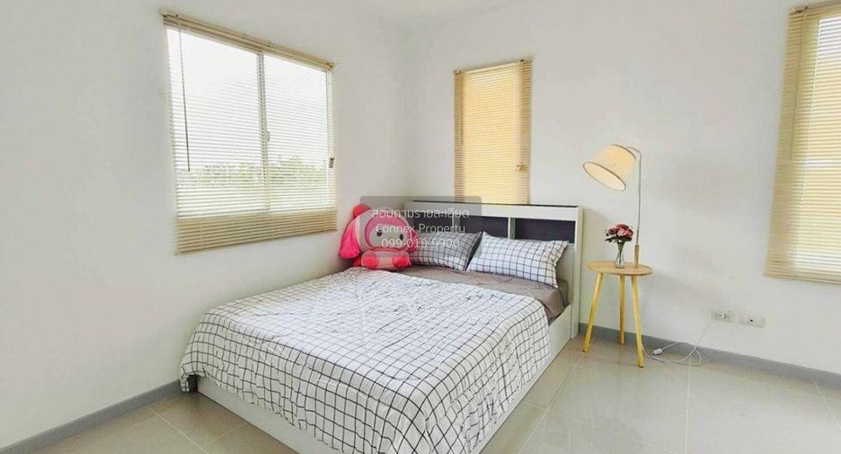 For sale 3 bedrooms townhouse in Lat Krabang, Bangkok