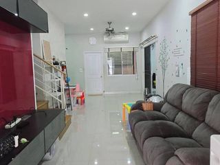 For sale 3 bed townhouse in Rat Burana, Bangkok