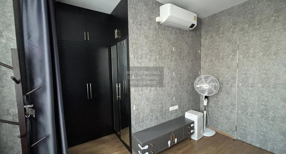 For sale 3 bedrooms townhouse in Prawet, Bangkok