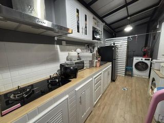 Casa adosada en venta de 3 habitaciones en Prawet, Bangkok
