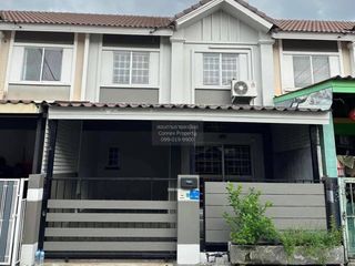 Reihenhaus zum Kauf mit 3 Zimmer in Lam Luk Ka, Pathum Thani