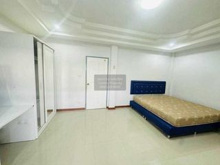 Продажа 3 спальни таунхаус в Bang Kruai, Нонтабури