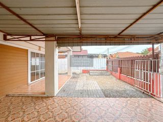 Продажа 2 спальни дом в Мыанг Районг, Районг