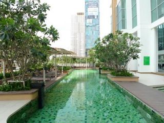 À vendre 1 chambre condo à Khlong San, Bangkok
