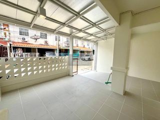 For sale 3 ベッドルーム townhouse in Bang Yai, Nonthaburi