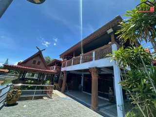 For sale 5 bedrooms house in Na Jomtien, Pattaya