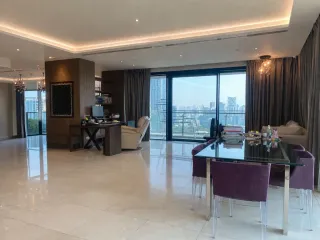 出租 和 出售 3 卧室 公寓 在 Pathum Wan, 曼谷