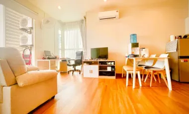 Wohnung zum Kauf mit 1 Zimmer in Khlong San, Bangkok