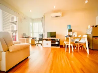 For sale 1 Beds condo in Khlong San, Bangkok