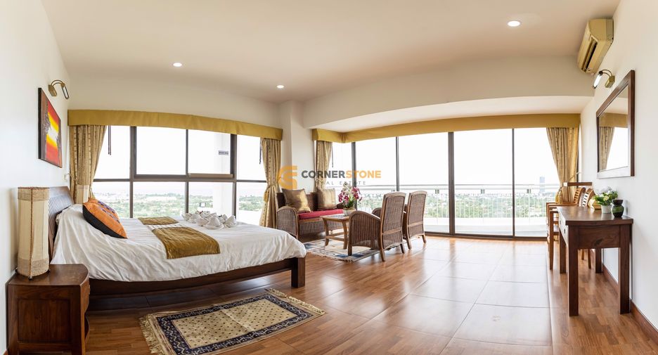 For sale 5 bedrooms condo in Mueang Chon Buri, Chonburi