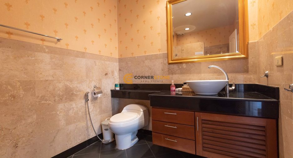 For sale 5 bedrooms condo in Mueang Chon Buri, Chonburi