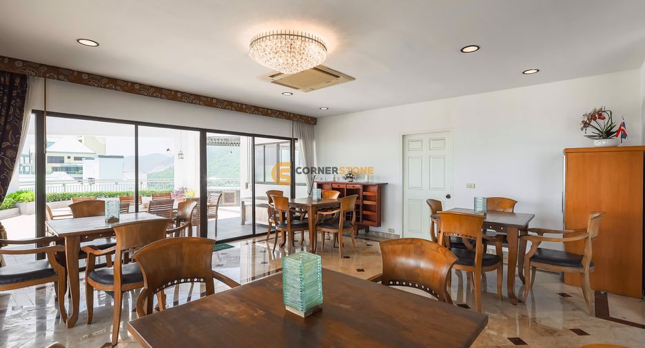 For sale 5 bedrooms condo in Mueang Chon Buri, Chonburi