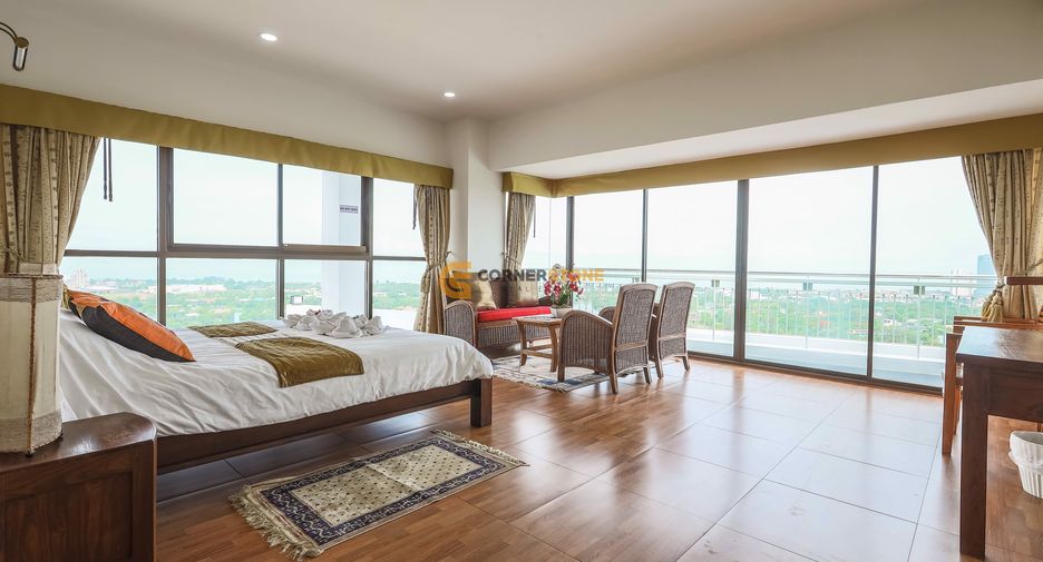 For sale 5 bedrooms condo in Mueang Chon Buri, Chonburi