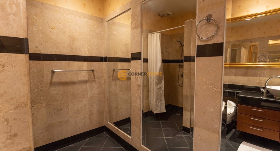 For sale 5 bedrooms condo in Mueang Chon Buri, Chonburi