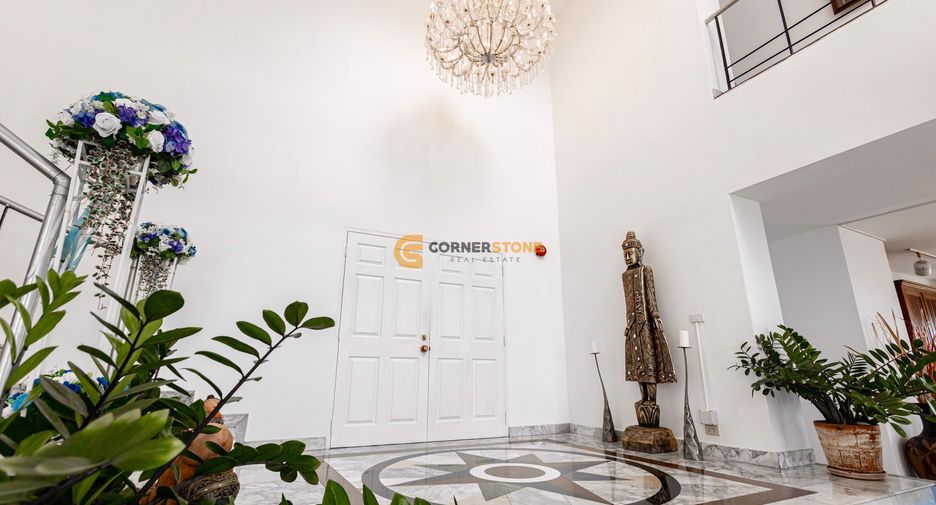 For sale 5 bedrooms condo in Mueang Chon Buri, Chonburi