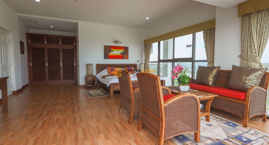 For sale 5 bedrooms condo in Mueang Chon Buri, Chonburi