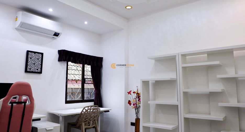Casa en alquiler y en venta de 4 habitaciones en Bang Lamung, Chonburi