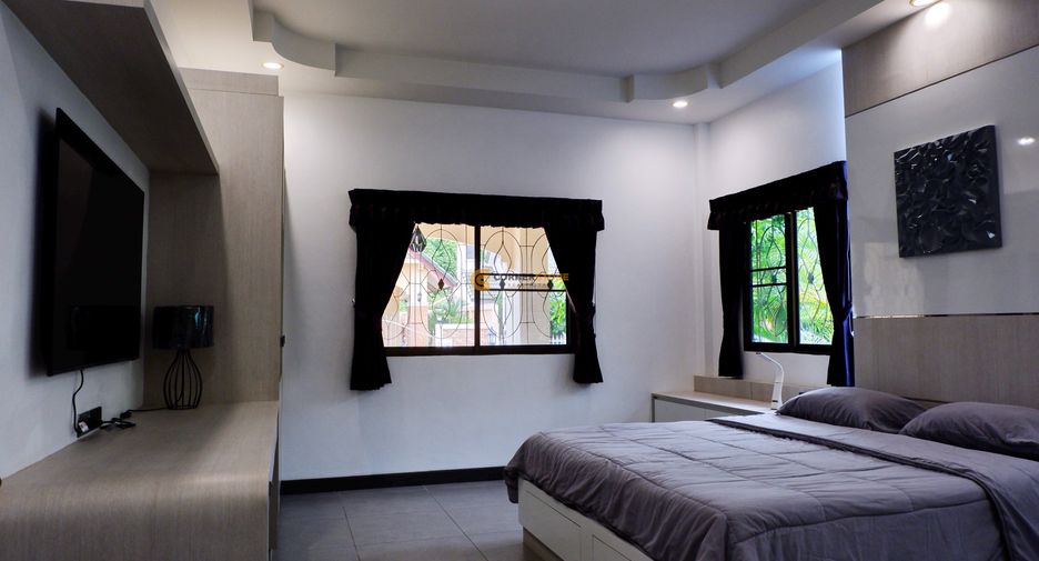 Casa en alquiler y en venta de 4 habitaciones en Bang Lamung, Chonburi