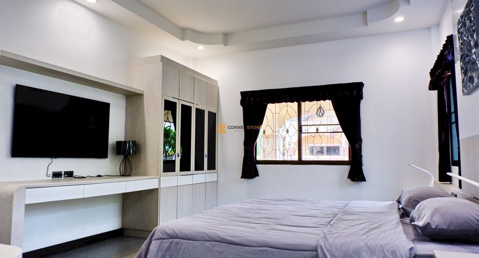 Casa en alquiler y en venta de 4 habitaciones en Bang Lamung, Chonburi