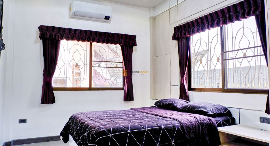 Casa en alquiler y en venta de 4 habitaciones en Bang Lamung, Chonburi