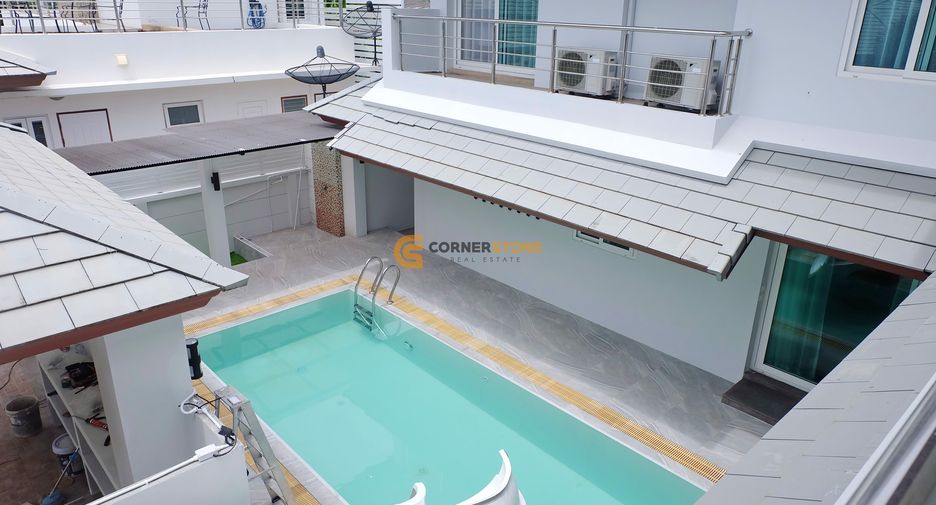 Haus zum Kauf mit 4 Zimmer in Bang Lamung, Chonburi