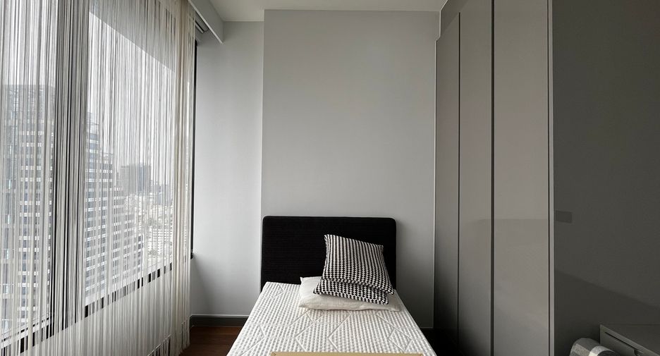 Condo en venta de 2 habitaciones en Bang Rak, Bangkok