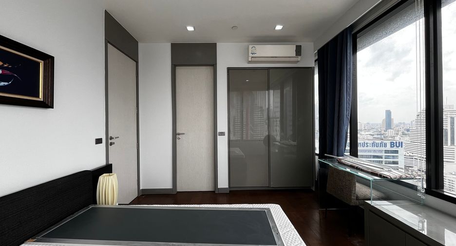 Condo en venta de 2 habitaciones en Bang Rak, Bangkok