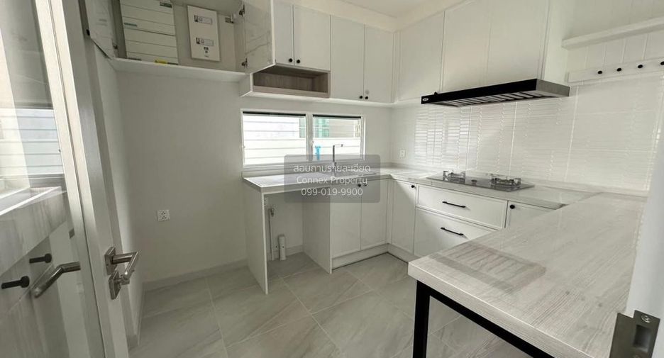 For rent 3 bedrooms house in Bang Phli, Samut Prakan