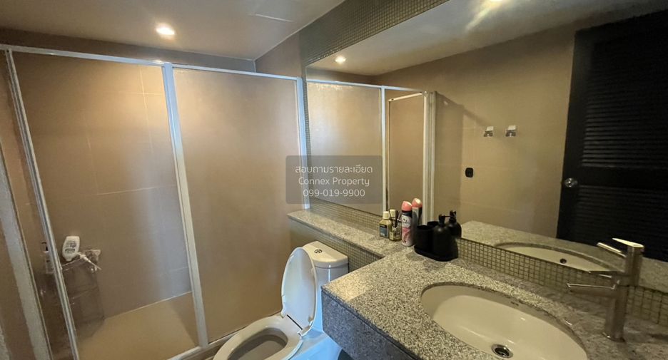 For rent 2 bedrooms condo in Phaya Thai, Bangkok