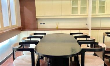 For rent 4 Beds condo in Khlong Toei, Bangkok