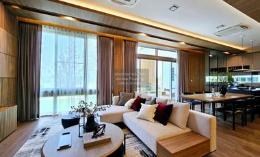 For rent 3 bedrooms house in Saphan Sung, Bangkok