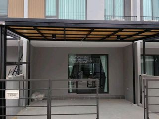 Аренда 3 спальни таунхаус в Bang Phli, Самутпракан