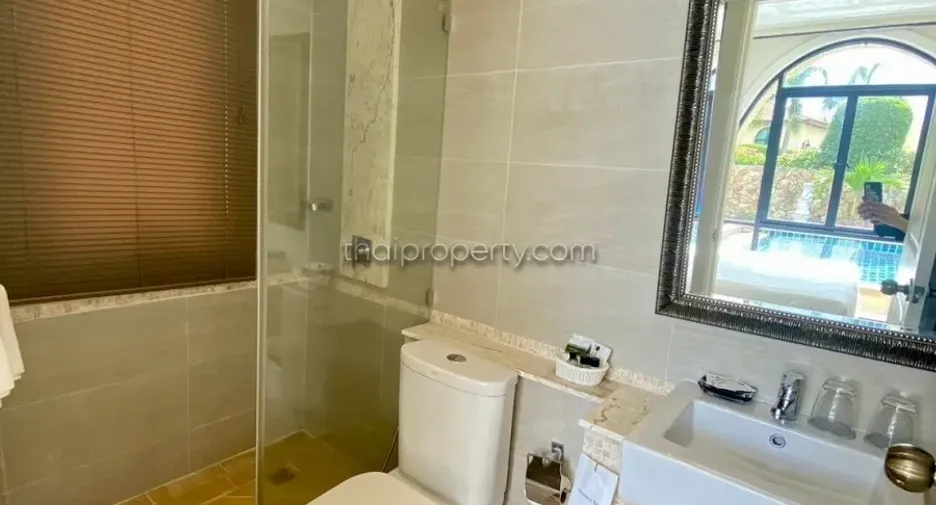 For rent 3 bedrooms house in Huay Yai, Pattaya