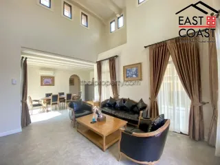 For rent 3 bedrooms house in Huay Yai, Pattaya