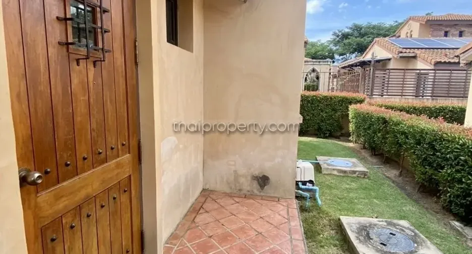For rent 3 bedrooms house in Huay Yai, Pattaya