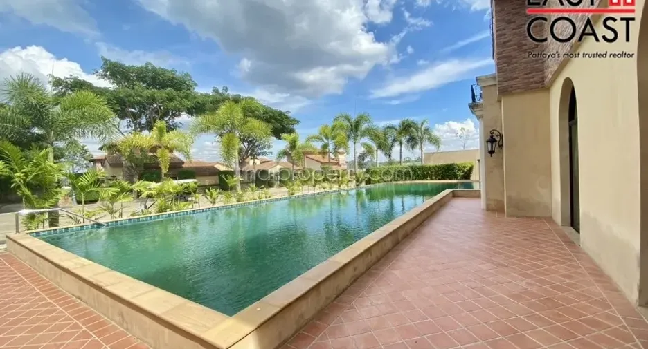 For rent 3 bedrooms house in Huay Yai, Pattaya