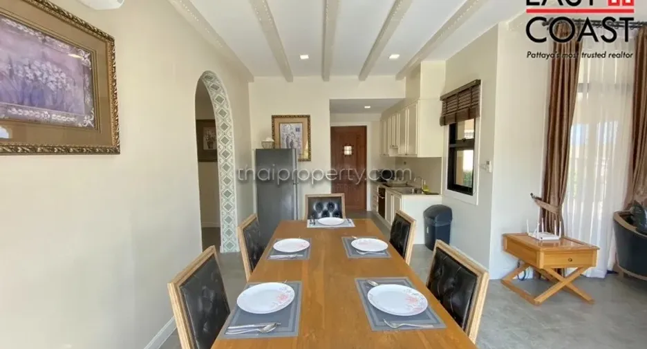 For rent 3 bedrooms house in Huay Yai, Pattaya
