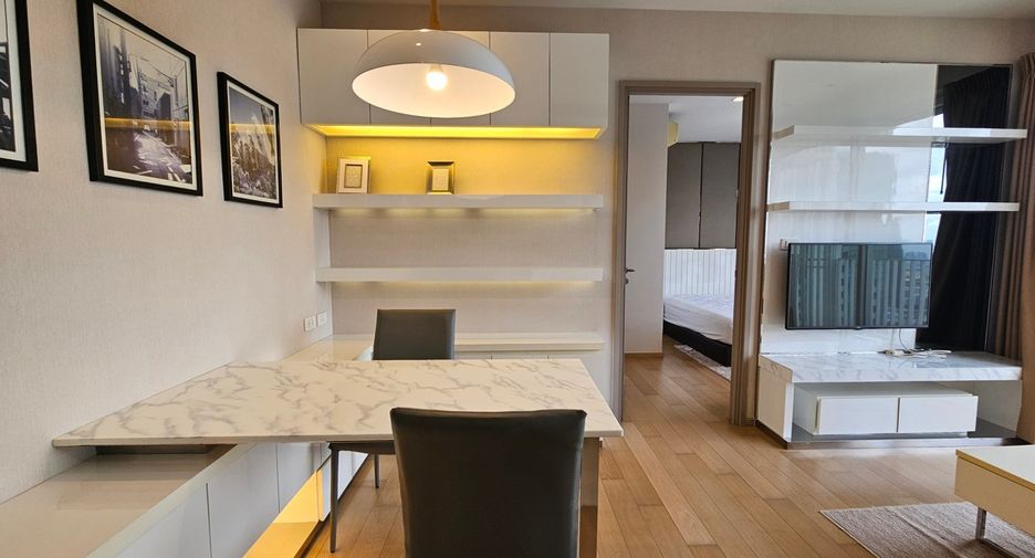 For rent 1 bed condo in Watthana, Bangkok