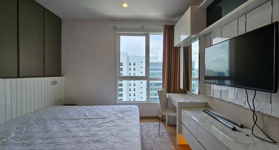 For rent 1 bed condo in Watthana, Bangkok