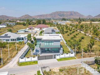 For sale 4 bed house in Hua Hin, Prachuap Khiri Khan