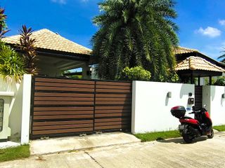 For sale 4 bed villa in Hua Hin, Prachuap Khiri Khan