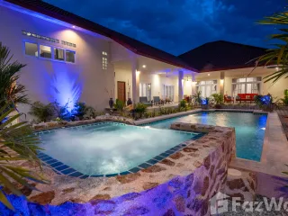 For rent 6 Beds villa in Bang Lamung, Chonburi